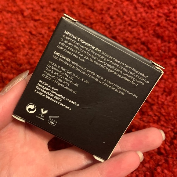 Model Co Metallic Eyeshadow Trio in Mykonos - Picture 2 of 4